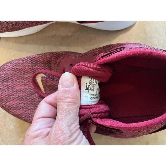 Nike Flex Trainer Team Sneaker Shoe Women 7 Active Athletic Running Walking Red - Picture 7 of 8